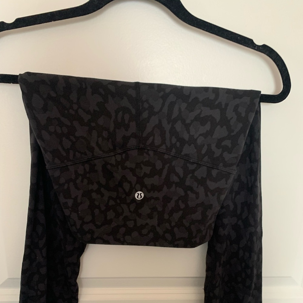 black lululemon align camo leggings 28 inch